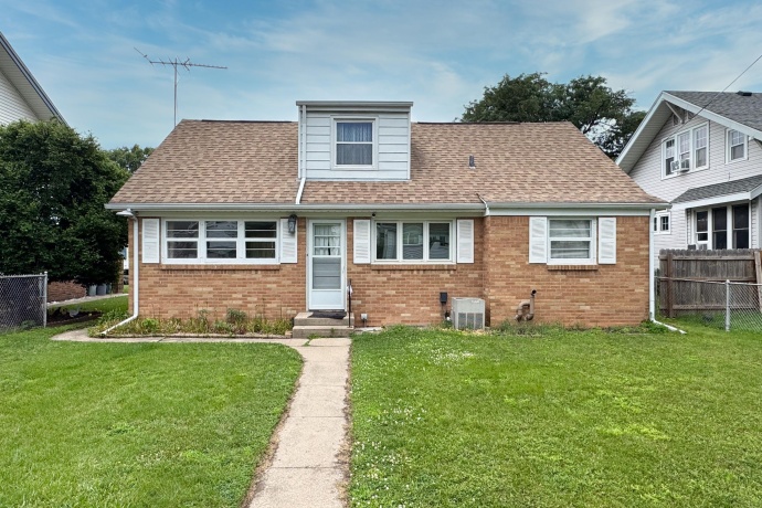 321 London, ROCKFORD, Illinois 61107, 3 Bedrooms Bedrooms, ,1 BathroomBathrooms,House,For Sale,London,202604080