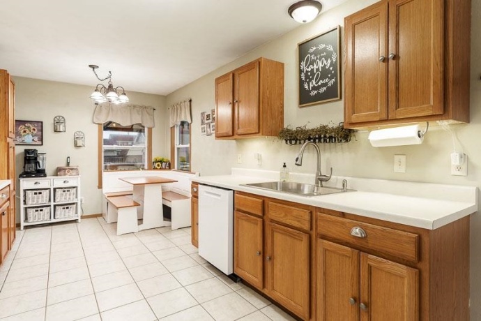 3920 ASHWINTON WAY, ROCKFORD, Illinois 61109, 3 Bedrooms Bedrooms, ,3 BathroomsBathrooms,House,For Sale,ASHWINTON WAY,202604085