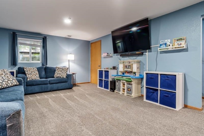 3920 ASHWINTON WAY, ROCKFORD, Illinois 61109, 3 Bedrooms Bedrooms, ,3 BathroomsBathrooms,House,For Sale,ASHWINTON WAY,202604085