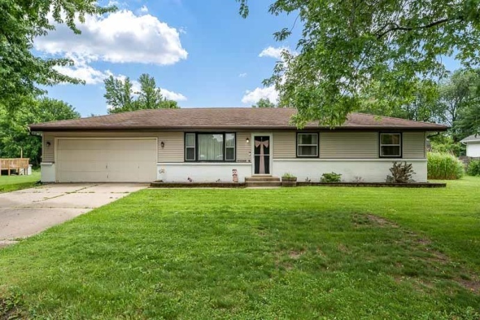 819 GREGLYNN, MACHESNEY PARK, Illinois 61115, 3 Bedrooms Bedrooms, ,1 BathroomBathrooms,House,For Sale,GREGLYNN,202604087