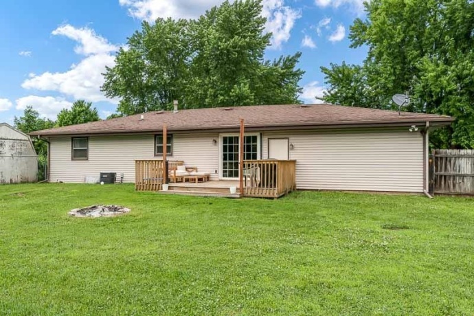 819 GREGLYNN, MACHESNEY PARK, Illinois 61115, 3 Bedrooms Bedrooms, ,1 BathroomBathrooms,House,For Sale,GREGLYNN,202604087