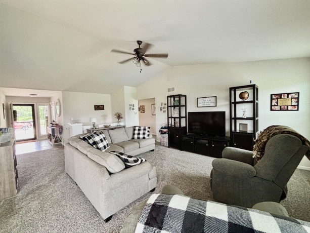 205 Sundance, CAPRON, Illinois 61012, 3 Bedrooms Bedrooms, ,2 BathroomsBathrooms,House,For Sale,Sundance,202604093