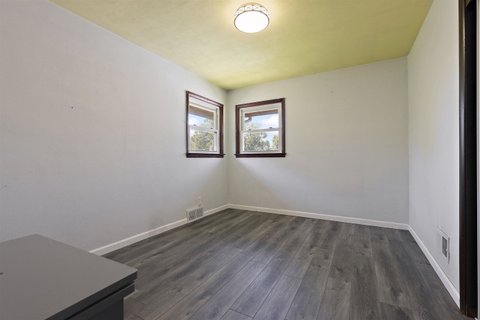 2219 24th, ROCKFORD, Illinois 61108, 3 Bedrooms Bedrooms, ,2 BathroomsBathrooms,House,For Sale,24th,202604094