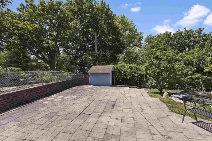2219 24th, ROCKFORD, Illinois 61108, 3 Bedrooms Bedrooms, ,2 BathroomsBathrooms,House,For Sale,24th,202604094