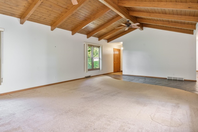 5537 GUILFORD, ROCKFORD, Illinois 61107, 3 Bedrooms Bedrooms, ,2 BathroomsBathrooms,House,For Sale,GUILFORD,202604097