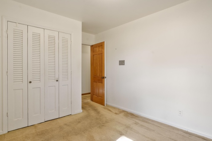 5537 GUILFORD, ROCKFORD, Illinois 61107, 3 Bedrooms Bedrooms, ,2 BathroomsBathrooms,House,For Sale,GUILFORD,202604097