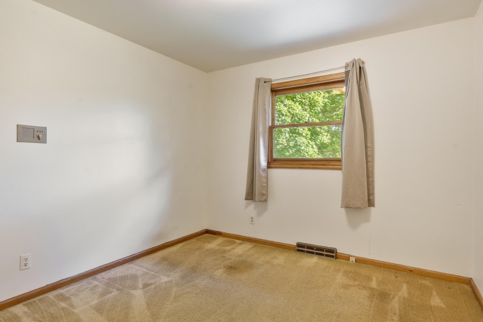 5537 GUILFORD, ROCKFORD, Illinois 61107, 3 Bedrooms Bedrooms, ,2 BathroomsBathrooms,House,For Sale,GUILFORD,202604097