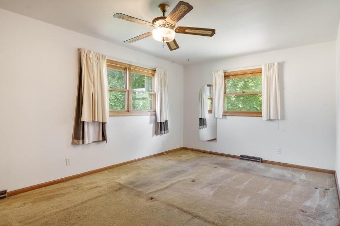 5537 GUILFORD, ROCKFORD, Illinois 61107, 3 Bedrooms Bedrooms, ,2 BathroomsBathrooms,House,For Sale,GUILFORD,202604097