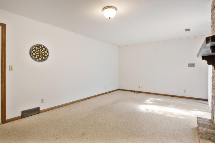 5537 GUILFORD, ROCKFORD, Illinois 61107, 3 Bedrooms Bedrooms, ,2 BathroomsBathrooms,House,For Sale,GUILFORD,202604097