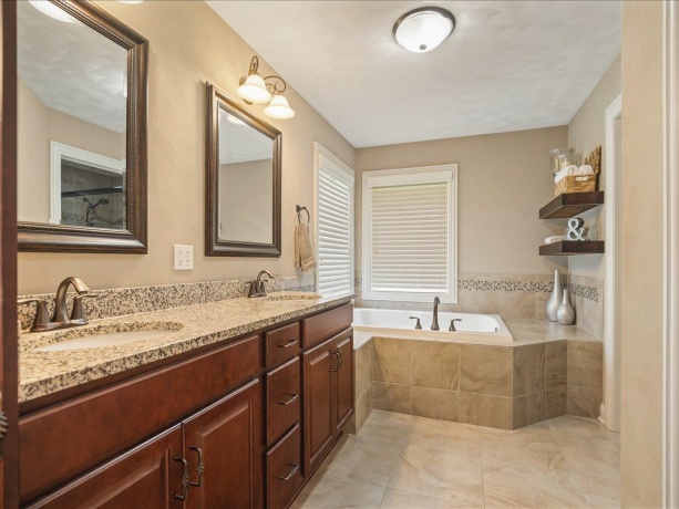 858 Freedlund, ROCKTON, Illinois 61072, 4 Bedrooms Bedrooms, ,2 BathroomsBathrooms,House,For Sale,Freedlund,202604098