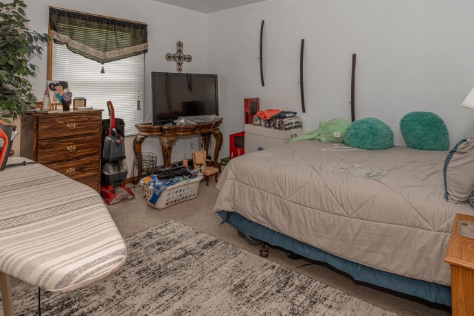 2182 Reed, ROCKFORD, Illinois 61109, 2 Bedrooms Bedrooms, ,1 BathroomBathrooms,House,For Sale,Reed,202604101