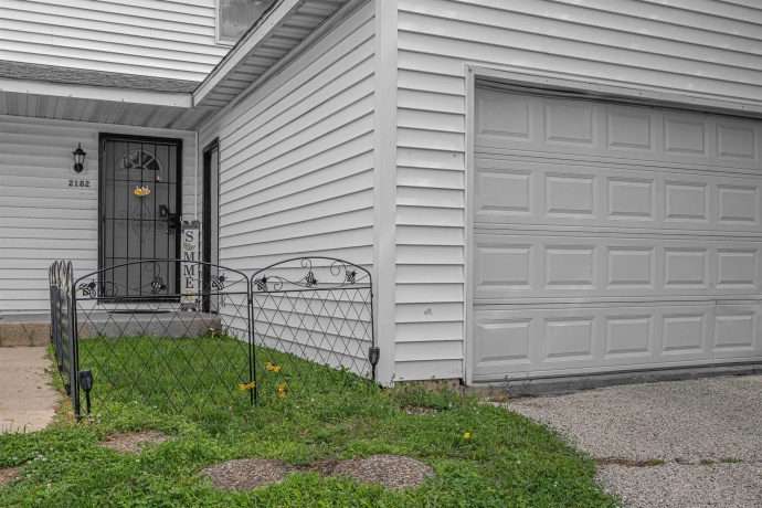 2182 Reed, ROCKFORD, Illinois 61109, 2 Bedrooms Bedrooms, ,1 BathroomBathrooms,House,For Sale,Reed,202604101