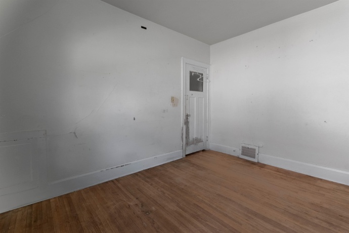 2120 17th, ROCKFORD, Illinois 61104, 4 Bedrooms Bedrooms, ,1 BathroomBathrooms,House,For Sale,17th,202604102