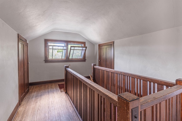 2120 17th, ROCKFORD, Illinois 61104, 4 Bedrooms Bedrooms, ,1 BathroomBathrooms,House,For Sale,17th,202604102