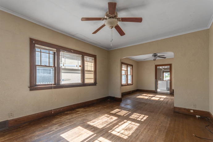 2120 17th, ROCKFORD, Illinois 61104, 4 Bedrooms Bedrooms, ,1 BathroomBathrooms,House,For Sale,17th,202604102