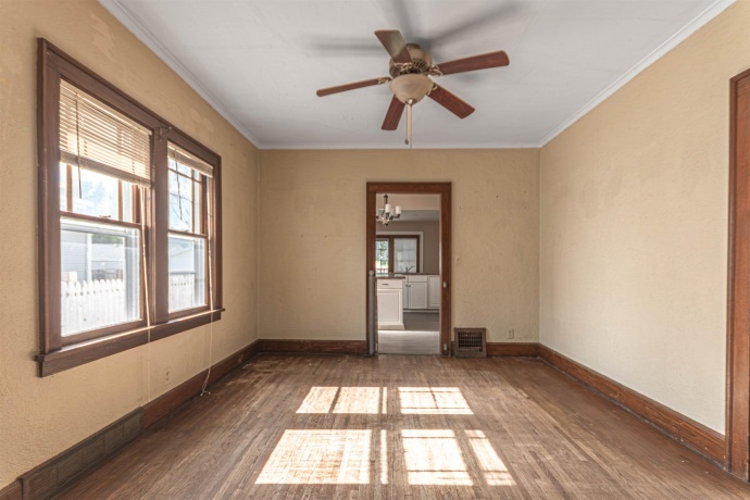 2120 17th, ROCKFORD, Illinois 61104, 4 Bedrooms Bedrooms, ,1 BathroomBathrooms,House,For Sale,17th,202604102