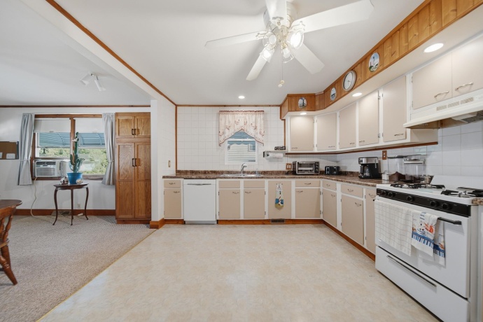 709 2nd, OREGON, Illinois 61061, 3 Bedrooms Bedrooms, ,1 BathroomBathrooms,House,For Sale,2nd,202604105