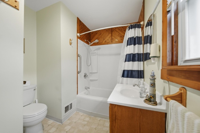 709 2nd, OREGON, Illinois 61061, 3 Bedrooms Bedrooms, ,1 BathroomBathrooms,House,For Sale,2nd,202604105