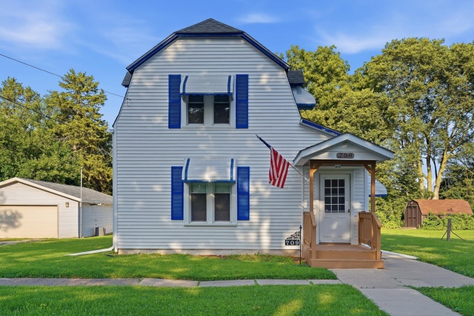 709 2nd, OREGON, Illinois 61061, 3 Bedrooms Bedrooms, ,1 BathroomBathrooms,House,For Sale,2nd,202604105