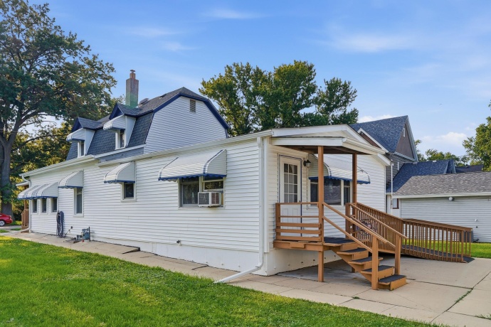 709 2nd, OREGON, Illinois 61061, 3 Bedrooms Bedrooms, ,1 BathroomBathrooms,House,For Sale,2nd,202604105