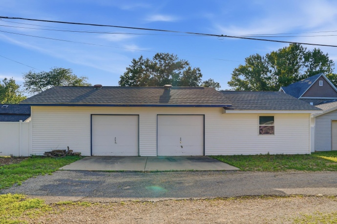 709 2nd, OREGON, Illinois 61061, 3 Bedrooms Bedrooms, ,1 BathroomBathrooms,House,For Sale,2nd,202604105