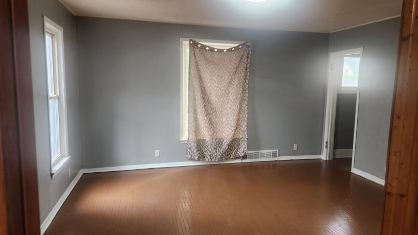 1518 9th, ROCKFORD, Illinois 61104, 3 Bedrooms Bedrooms, ,2 BathroomsBathrooms,House,For Sale,9th,202604110