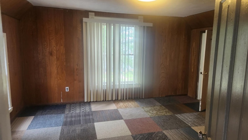 1518 9th, ROCKFORD, Illinois 61104, 3 Bedrooms Bedrooms, ,2 BathroomsBathrooms,House,For Sale,9th,202604110