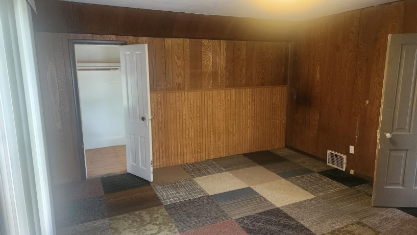 1518 9th, ROCKFORD, Illinois 61104, 3 Bedrooms Bedrooms, ,2 BathroomsBathrooms,House,For Sale,9th,202604110