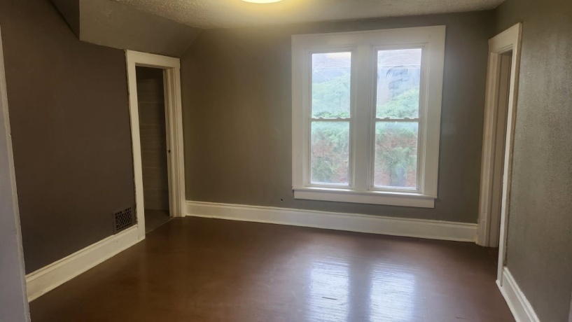 1518 9th, ROCKFORD, Illinois 61104, 3 Bedrooms Bedrooms, ,2 BathroomsBathrooms,House,For Sale,9th,202604110