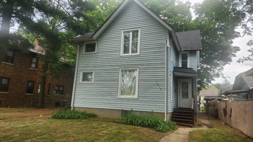 1518 9th, ROCKFORD, Illinois 61104, 3 Bedrooms Bedrooms, ,2 BathroomsBathrooms,House,For Sale,9th,202604110