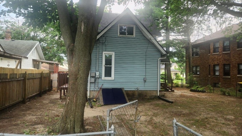 1518 9th, ROCKFORD, Illinois 61104, 3 Bedrooms Bedrooms, ,2 BathroomsBathrooms,House,For Sale,9th,202604110
