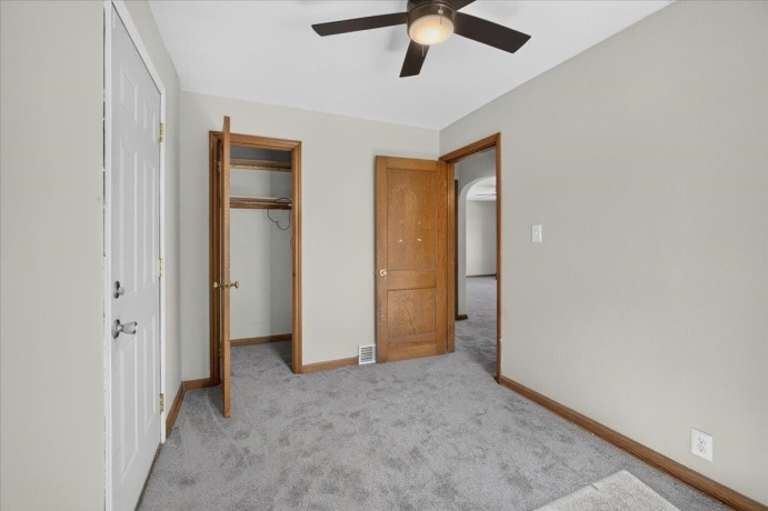 2724 Lawndale, ROCKFORD, Illinois 61101, 2 Bedrooms Bedrooms, ,1 BathroomBathrooms,House,For Sale,Lawndale,202604120