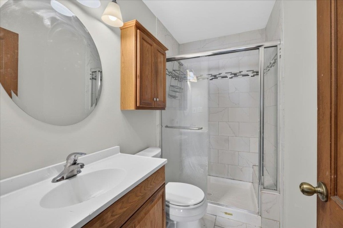 2724 Lawndale, ROCKFORD, Illinois 61101, 2 Bedrooms Bedrooms, ,1 BathroomBathrooms,House,For Sale,Lawndale,202604120