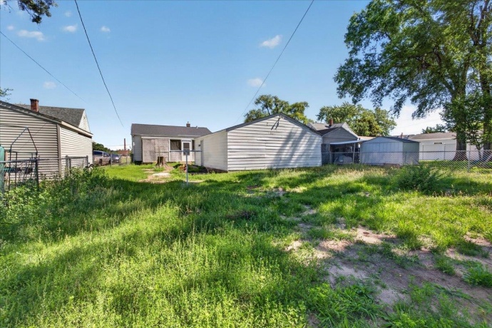 2724 Lawndale, ROCKFORD, Illinois 61101, 2 Bedrooms Bedrooms, ,1 BathroomBathrooms,House,For Sale,Lawndale,202604120