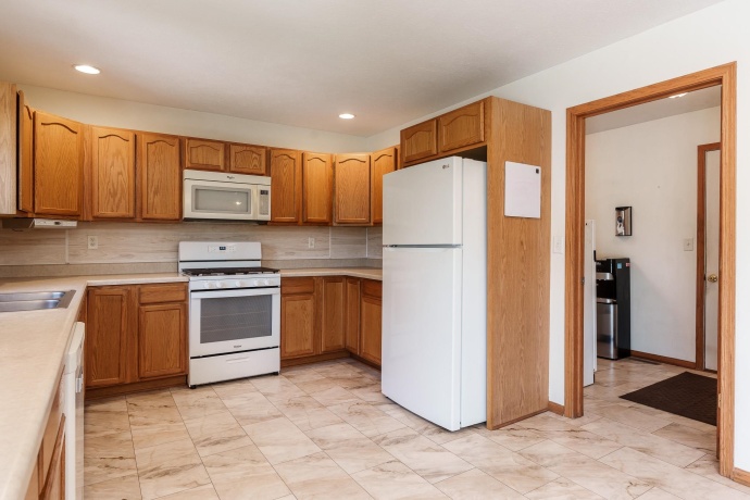 7423 Cunningham, ROCKFORD, Illinois 61102, 4 Bedrooms Bedrooms, ,3 BathroomsBathrooms,House,For Sale,Cunningham,202604121