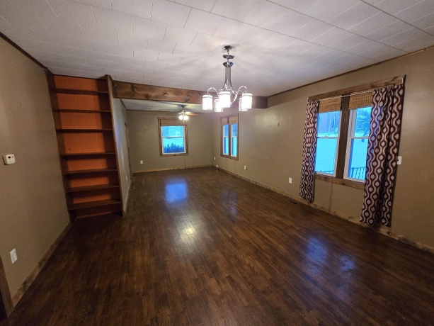 500 North, Mount Sterling, Illinois 62353, 4 Bedrooms Bedrooms, ,1 BathroomBathrooms,House,For Sale,North,202604124
