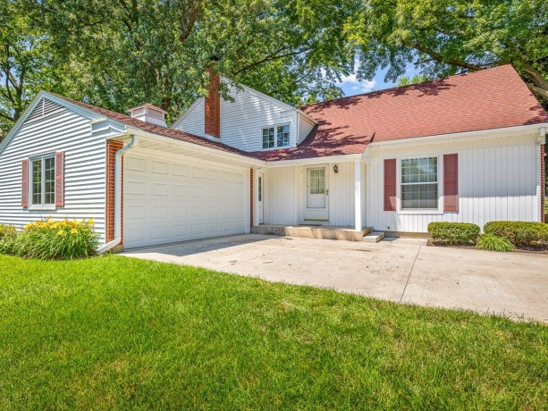 6211 Columbine, ROCKFORD, Illinois 61108, 4 Bedrooms Bedrooms, ,2 BathroomsBathrooms,House,For Sale,Columbine,202604127