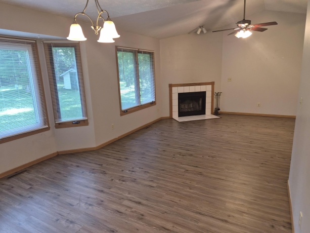 140 LAMPLIGHTER, POPLAR GROVE, Illinois 61065, 3 Bedrooms Bedrooms, ,1 BathroomBathrooms,House,For Sale,LAMPLIGHTER,202604128