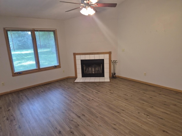 140 LAMPLIGHTER, POPLAR GROVE, Illinois 61065, 3 Bedrooms Bedrooms, ,1 BathroomBathrooms,House,For Sale,LAMPLIGHTER,202604128