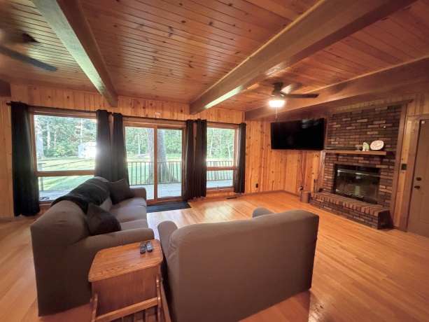 325 ROCHESTER, POPLAR GROVE, Illinois 61065, 3 Bedrooms Bedrooms, ,2 BathroomsBathrooms,House,For Sale,ROCHESTER,202604129
