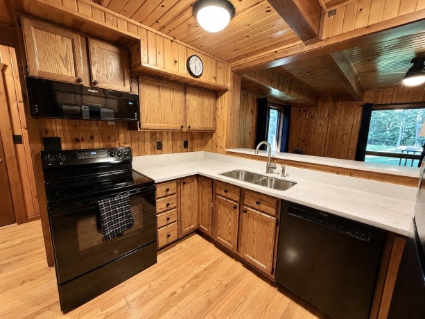 325 ROCHESTER, POPLAR GROVE, Illinois 61065, 3 Bedrooms Bedrooms, ,2 BathroomsBathrooms,House,For Sale,ROCHESTER,202604129