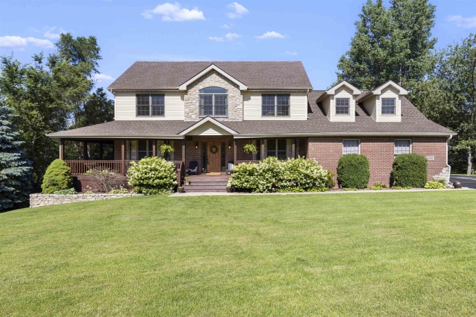 12810 SKYLINE, ROSCOE, Illinois 61073, 5 Bedrooms Bedrooms, ,3 BathroomsBathrooms,House,For Sale,SKYLINE,202604130