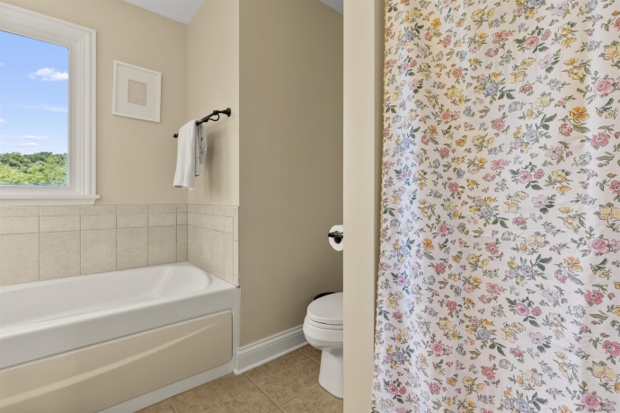 12810 SKYLINE, ROSCOE, Illinois 61073, 5 Bedrooms Bedrooms, ,3 BathroomsBathrooms,House,For Sale,SKYLINE,202604130