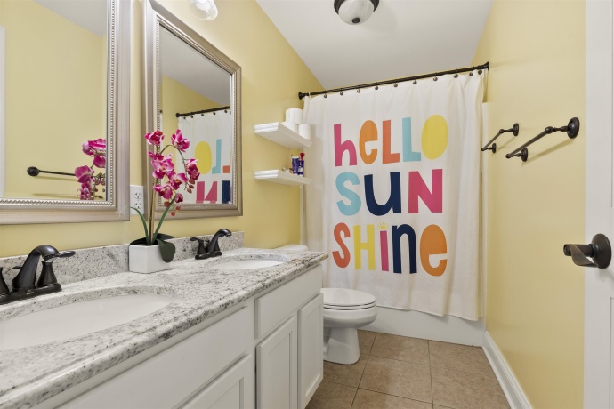 12810 SKYLINE, ROSCOE, Illinois 61073, 5 Bedrooms Bedrooms, ,3 BathroomsBathrooms,House,For Sale,SKYLINE,202604130
