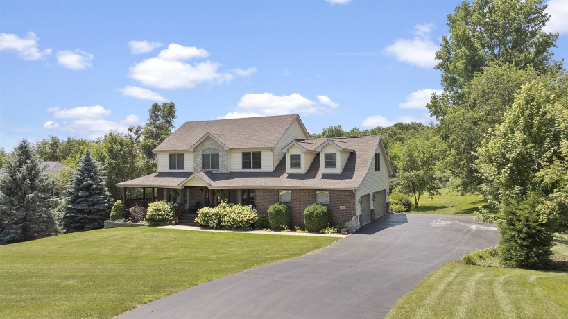 12810 SKYLINE, ROSCOE, Illinois 61073, 5 Bedrooms Bedrooms, ,3 BathroomsBathrooms,House,For Sale,SKYLINE,202604130