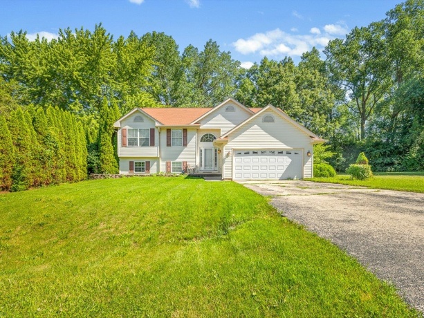 212 Rochester, POPLAR GROVE, Illinois 61065, 4 Bedrooms Bedrooms, ,3 BathroomsBathrooms,House,For Sale,Rochester,202604131