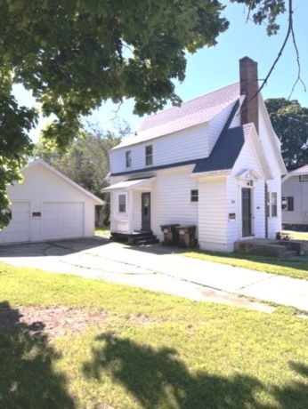 811 Burchard, FREEPORT, Illinois 61032, 3 Bedrooms Bedrooms, ,1 BathroomBathrooms,House,For Sale,Burchard,202604133