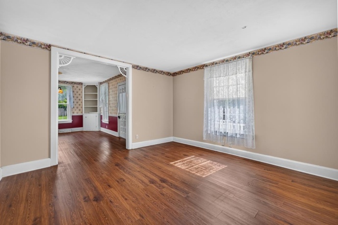 121 6TH, BYRON, Illinois 61010, 4 Bedrooms Bedrooms, ,1 BathroomBathrooms,House,For Sale,6TH,202604134