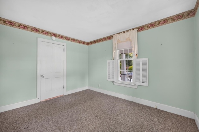 121 6TH, BYRON, Illinois 61010, 4 Bedrooms Bedrooms, ,1 BathroomBathrooms,House,For Sale,6TH,202604134