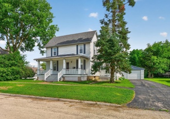 121 6TH, BYRON, Illinois 61010, 4 Bedrooms Bedrooms, ,1 BathroomBathrooms,House,For Sale,6TH,202604134